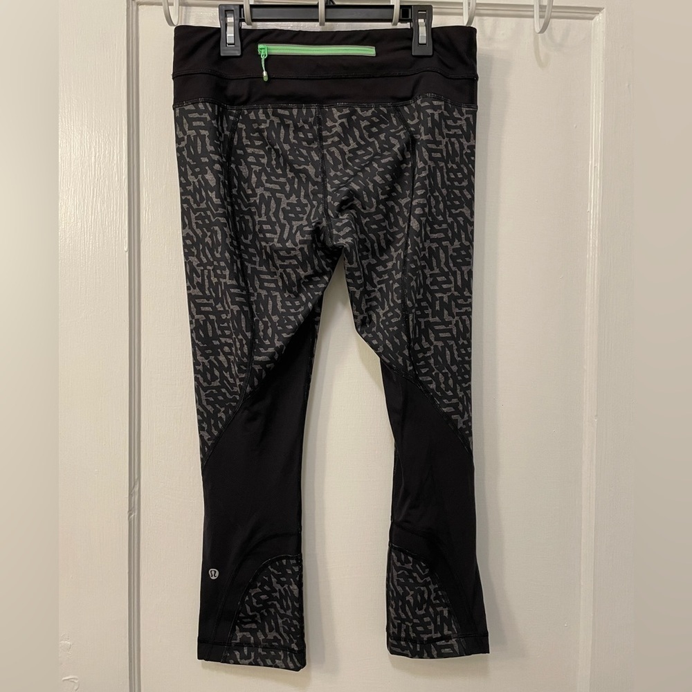 Lululemon Run Inspire Crops Black Grey Green